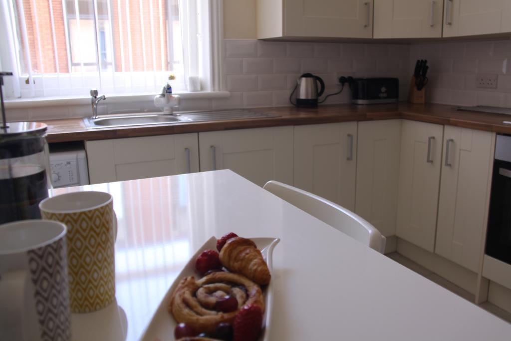 The Salford Apartment สต็อกพอร์ต ภายนอก รูปภาพ