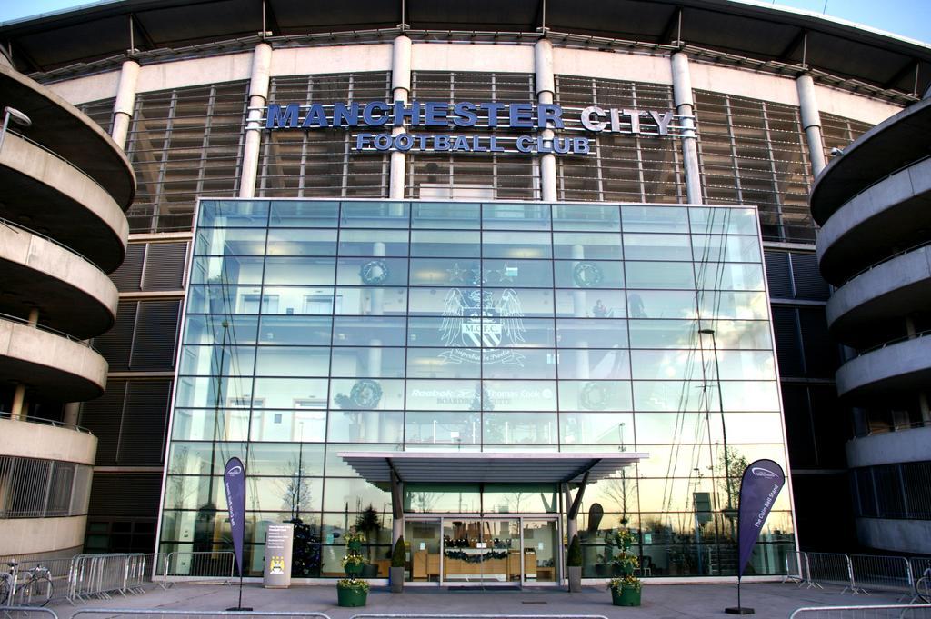 The Salford Apartment สต็อกพอร์ต ภายนอก รูปภาพ