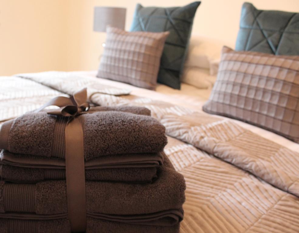 The Salford Apartment สต็อกพอร์ต ภายนอก รูปภาพ